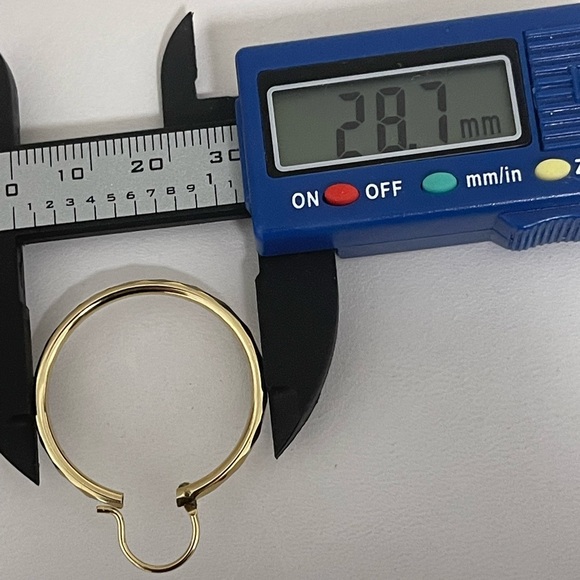 18k Gold Filled Small Diamond Cut Hoop Earrings - Picture 7 of 8